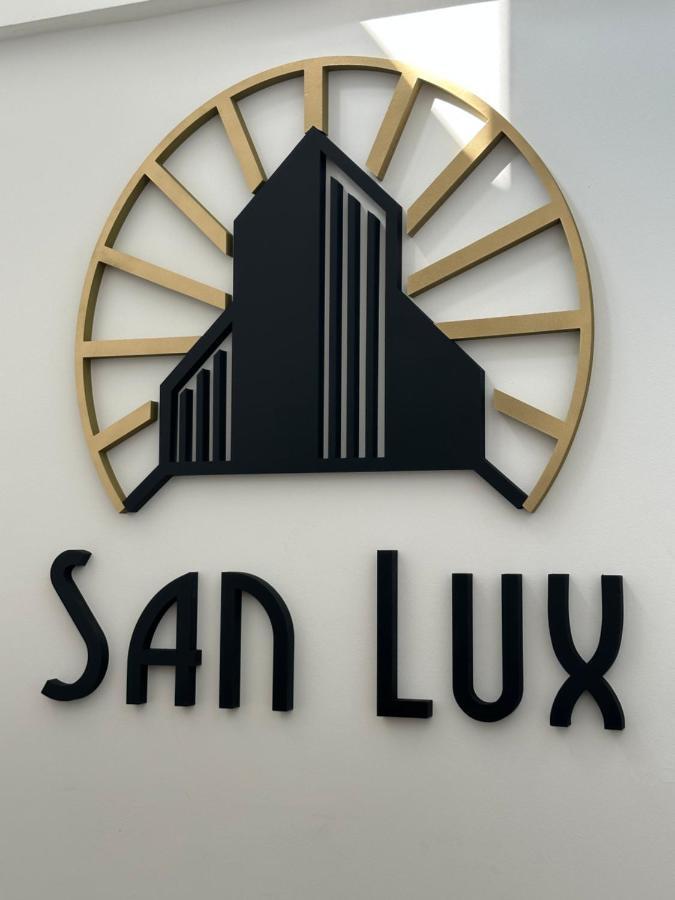 San Lux Dunavska Novi Sad Exterior photo